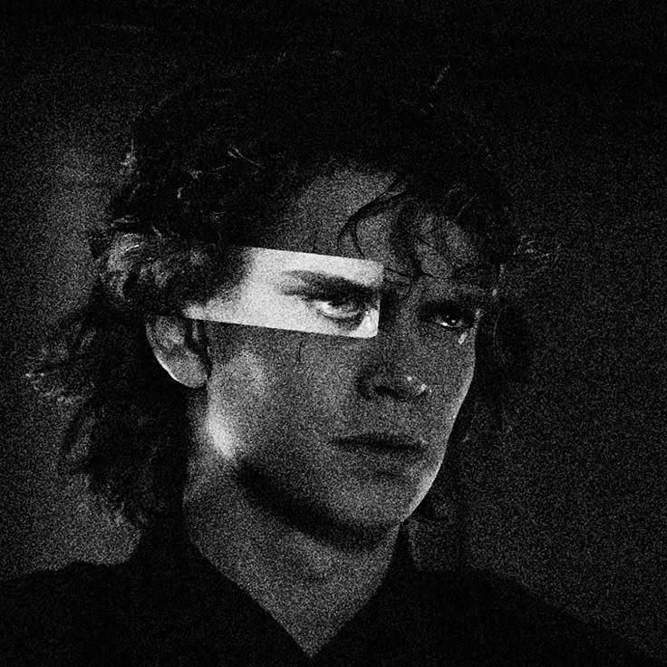 anakin dramatic lighting profile pic