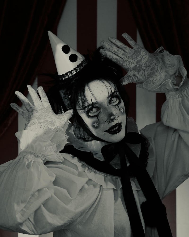 absurd profile picture