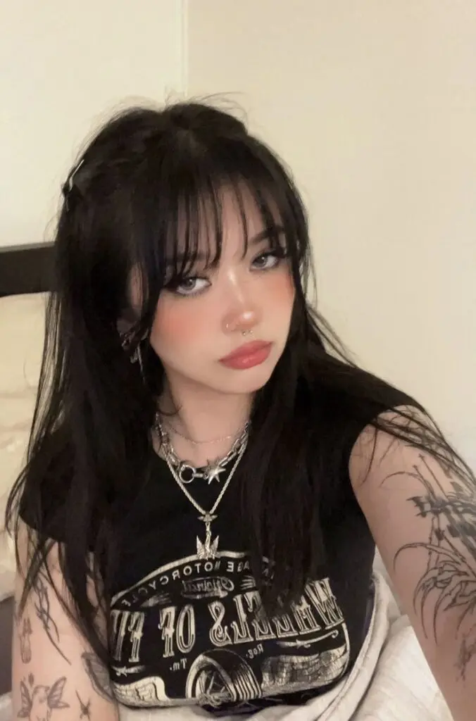 Baddie Egirl PFP