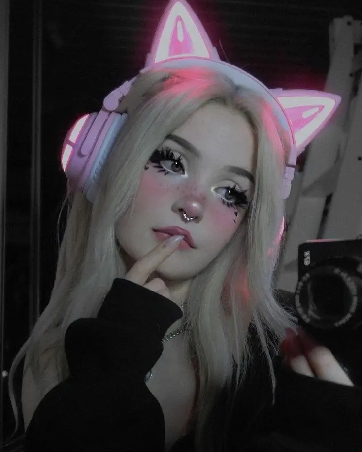 Cute Egirl PFP