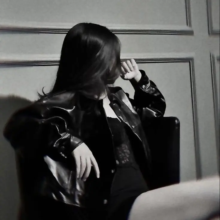 Dark Egirl PFP